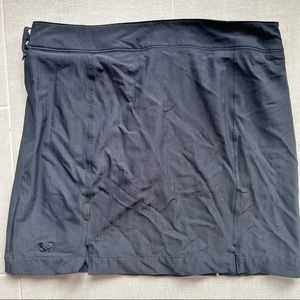 Black Striped Under Armour Performance Skort Sz 12